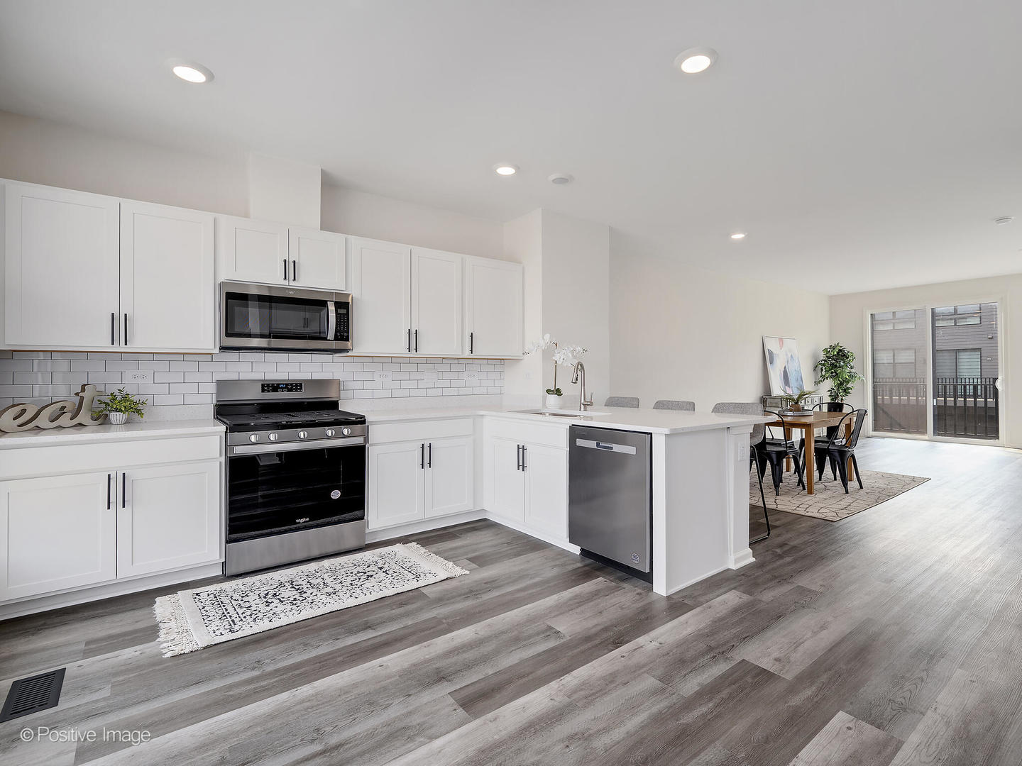 317 Summit Circle, Lombard, IL 60148