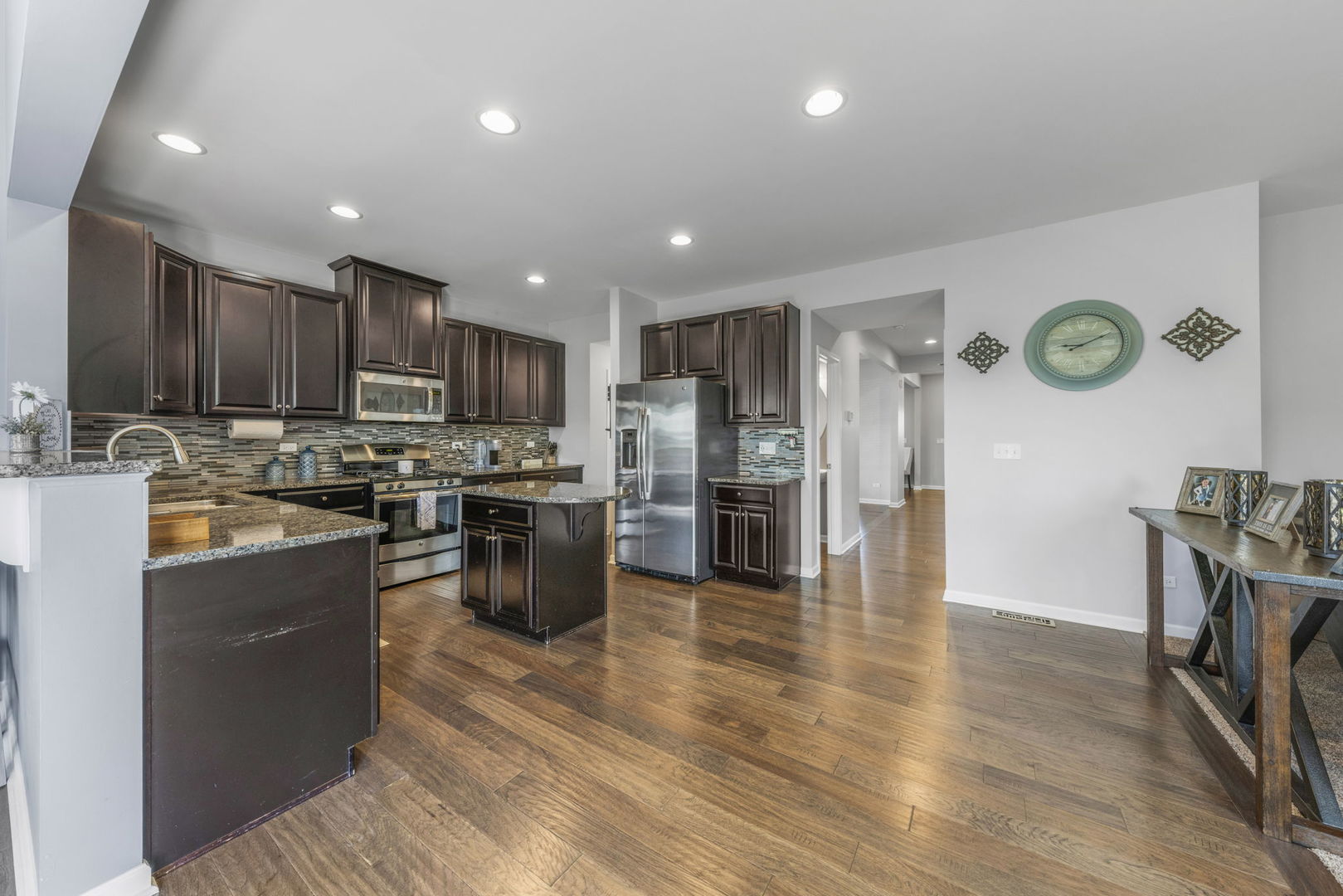 1719 Moran Drive, Shorewood, IL 60404