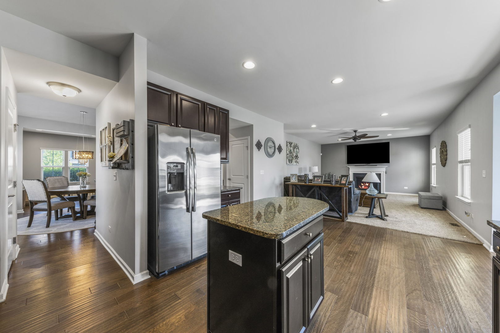 1719 Moran Drive, Shorewood, IL 60404