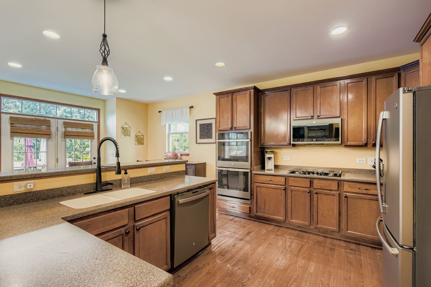 1622 Conway Circle, McHenry, IL 60050