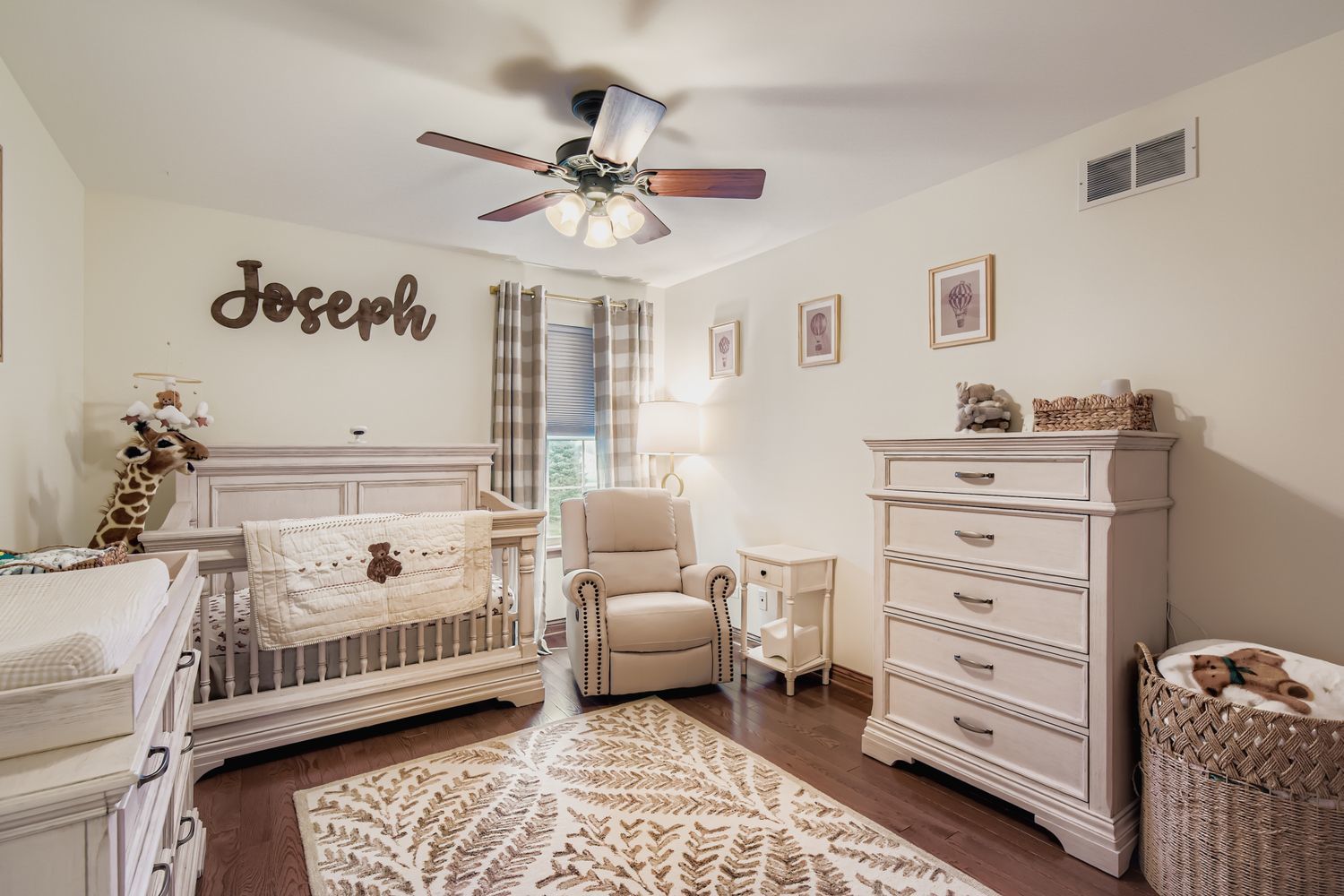 1622 Conway Circle, McHenry, IL 60050