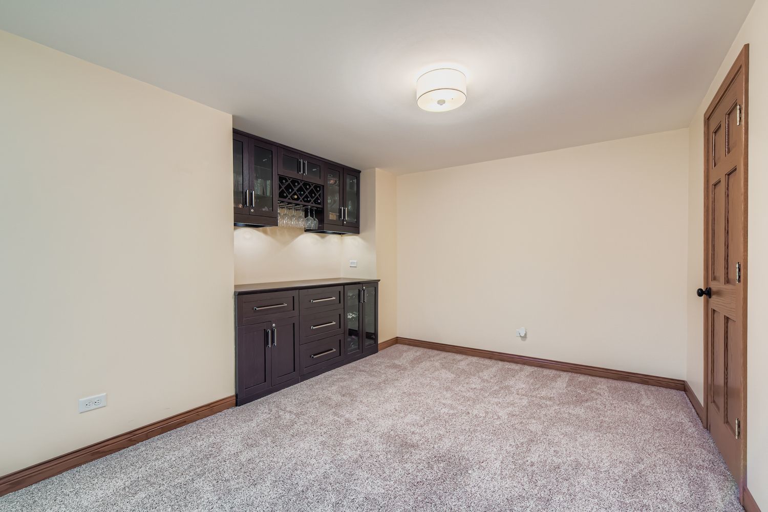 1622 Conway Circle, McHenry, IL 60050