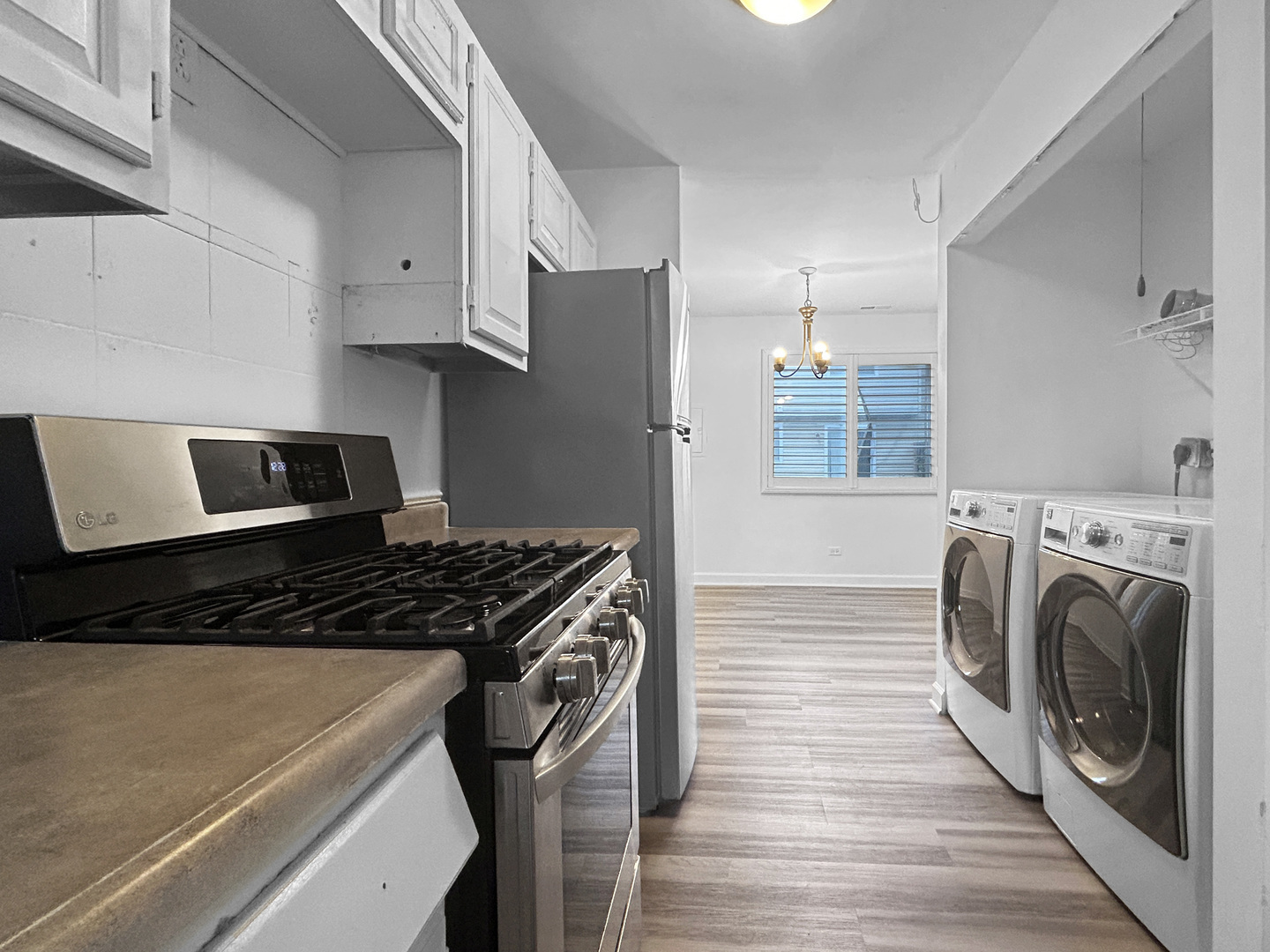 514 Alton Court, Carol Stream, IL 60188