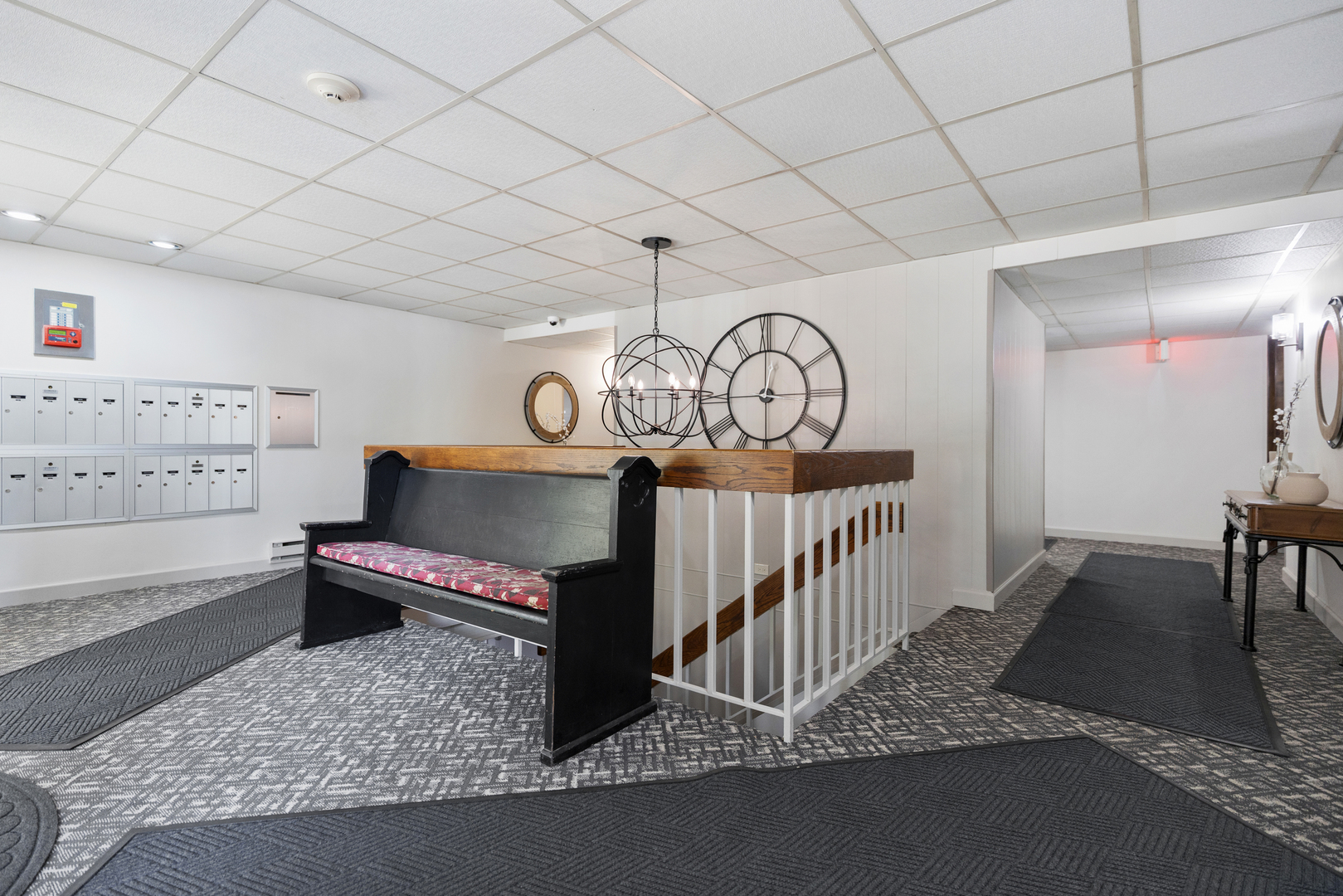 6443 Clarendon Hills Road #206, Willowbrook, IL 60527