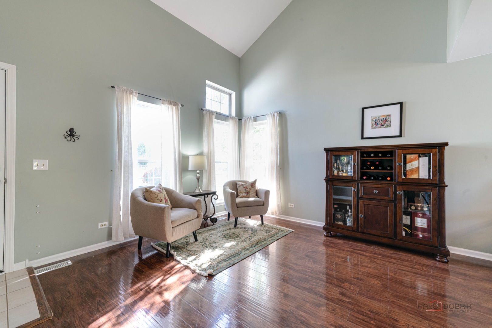 2244 N Canterbury Lane, Round Lake Beach, IL 60073