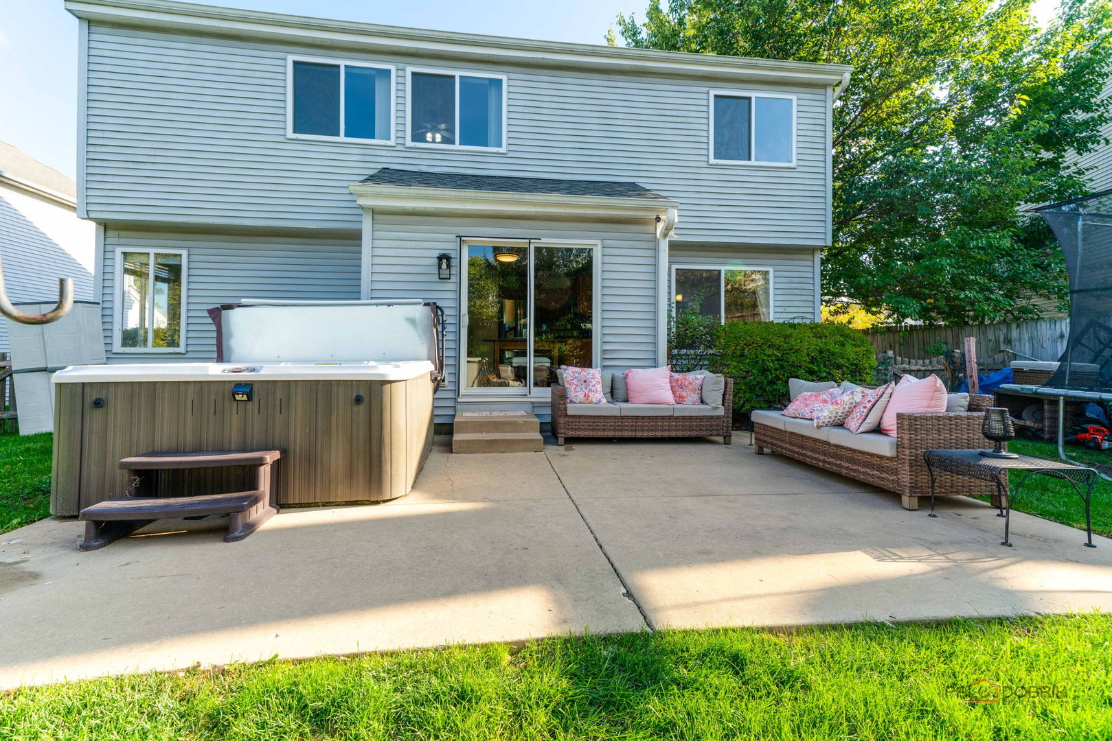 2244 N Canterbury Lane, Round Lake Beach, IL 60073