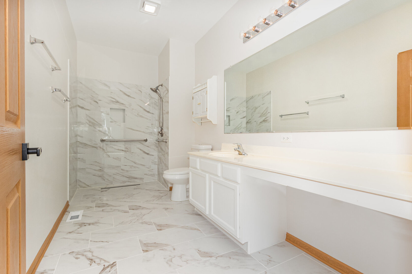 786 Bohannon Circle, Oswego, IL 60543