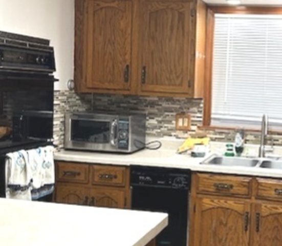 7921 Mobile Avenue, Burbank, IL 60459