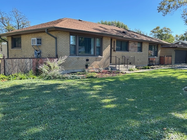 7921 Mobile Avenue, Burbank, IL 60459