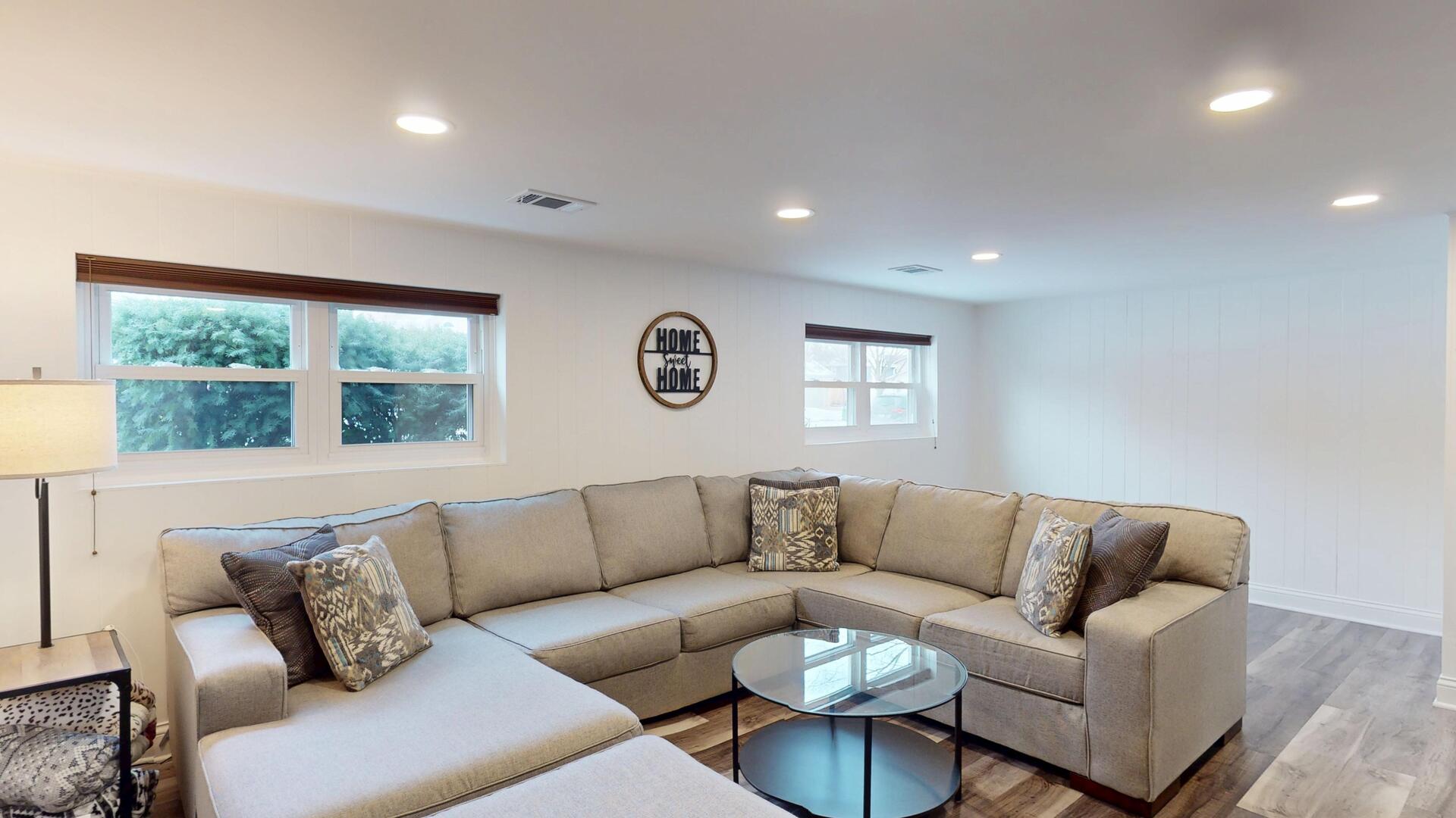 6033 Brookbank Road, Downers Grove, IL 60516