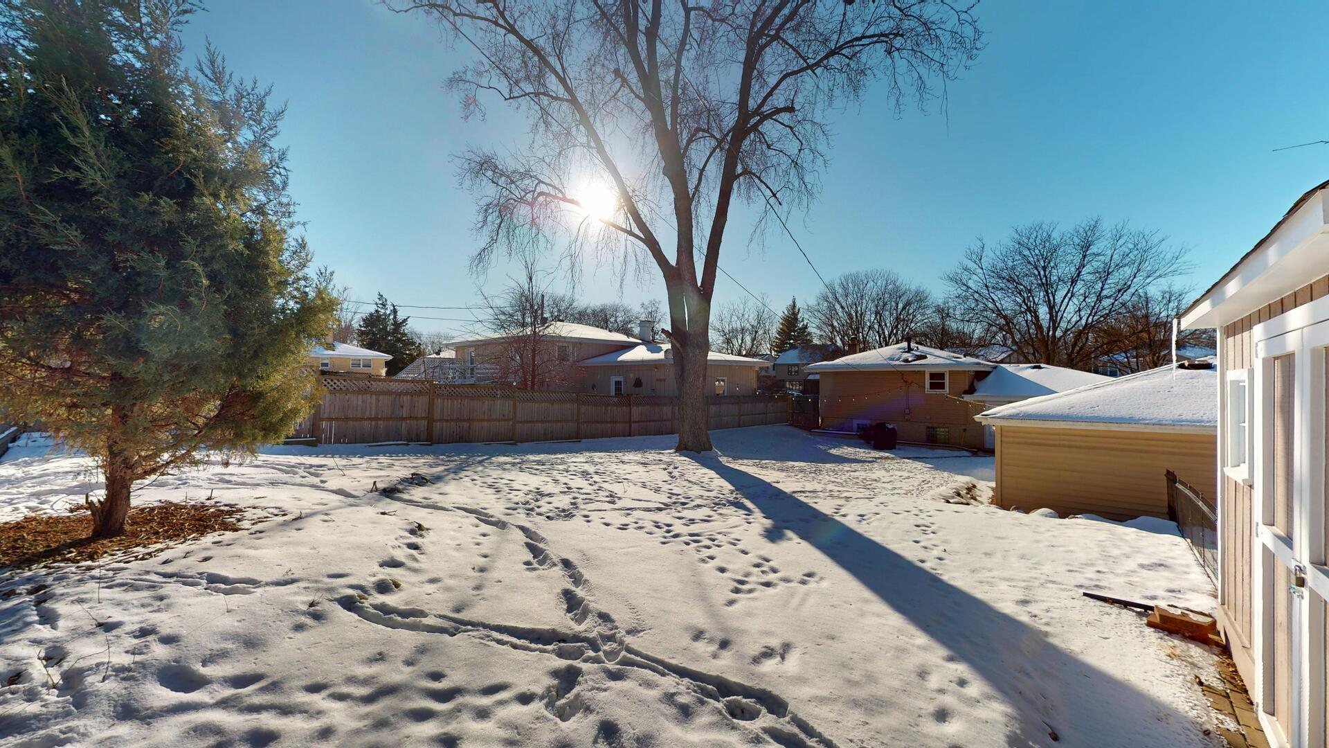 6033 Brookbank Road, Downers Grove, IL 60516