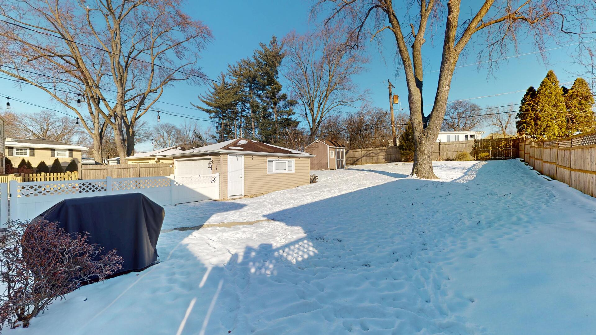 6033 Brookbank Road, Downers Grove, IL 60516