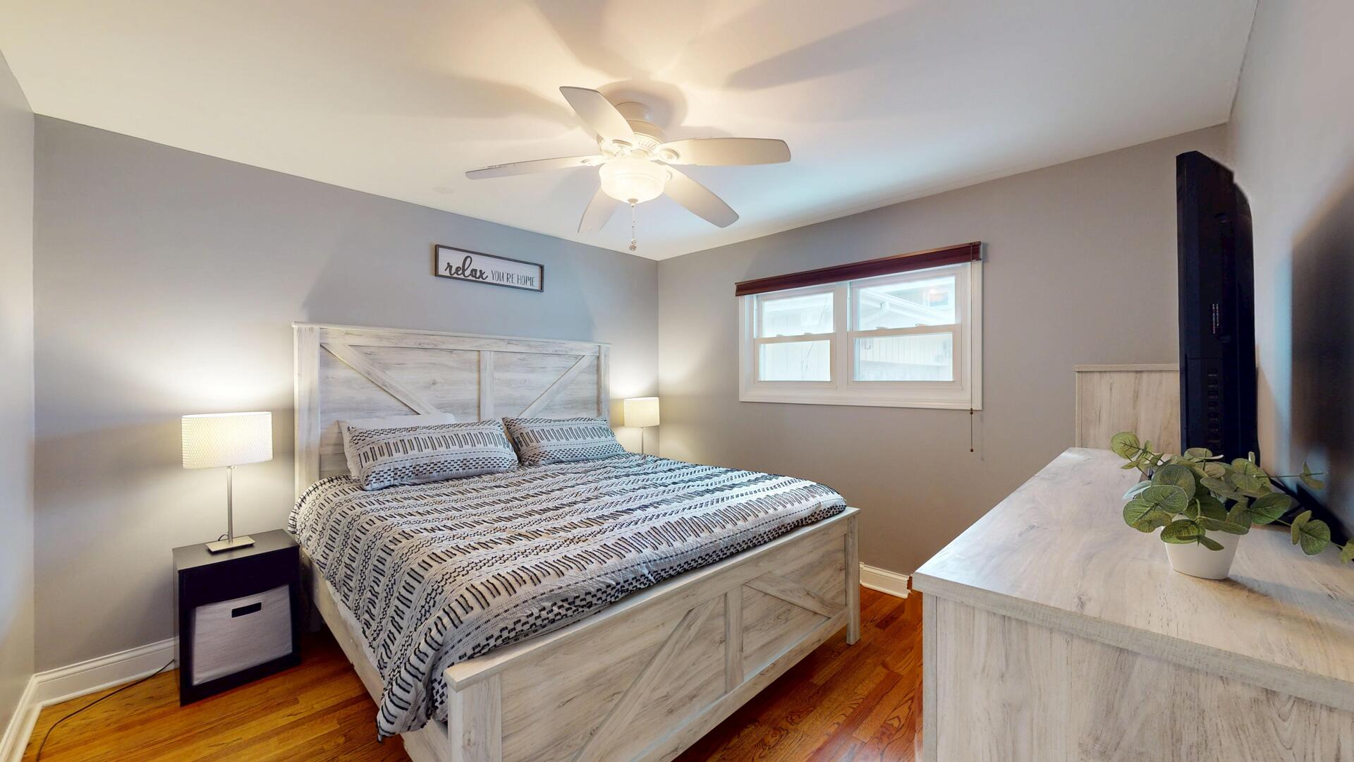 6033 Brookbank Road, Downers Grove, IL 60516