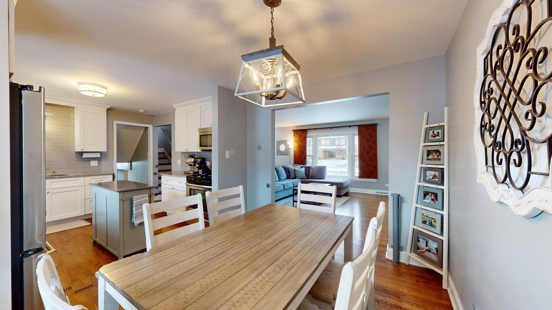 6033 Brookbank Road, Downers Grove, IL 60516