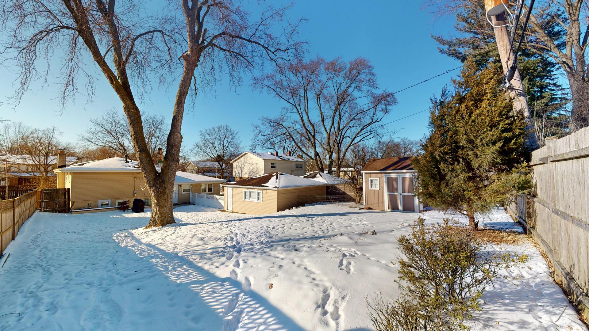 6033 Brookbank Road, Downers Grove, IL 60516