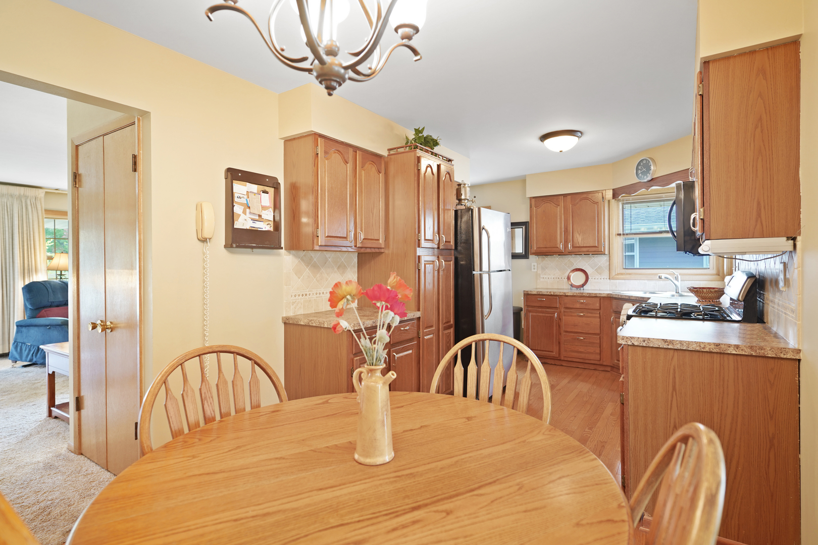 2526 Gabriel Avenue, Zion, IL 60099