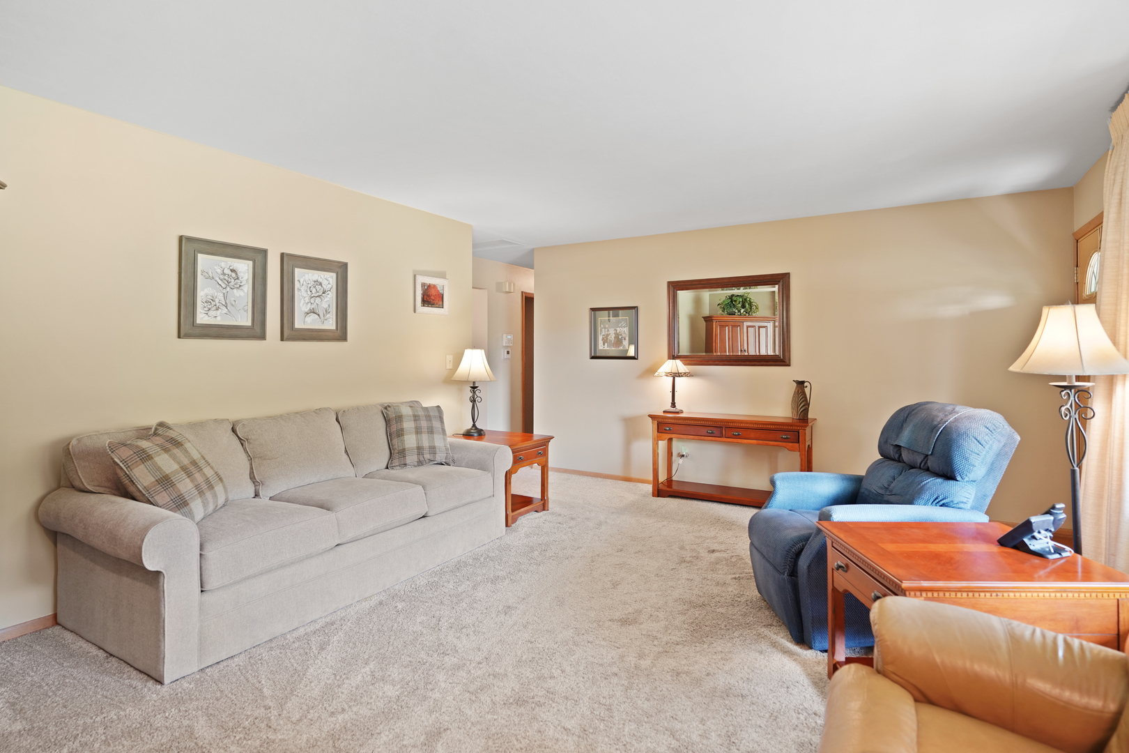 2526 Gabriel Avenue, Zion, IL 60099