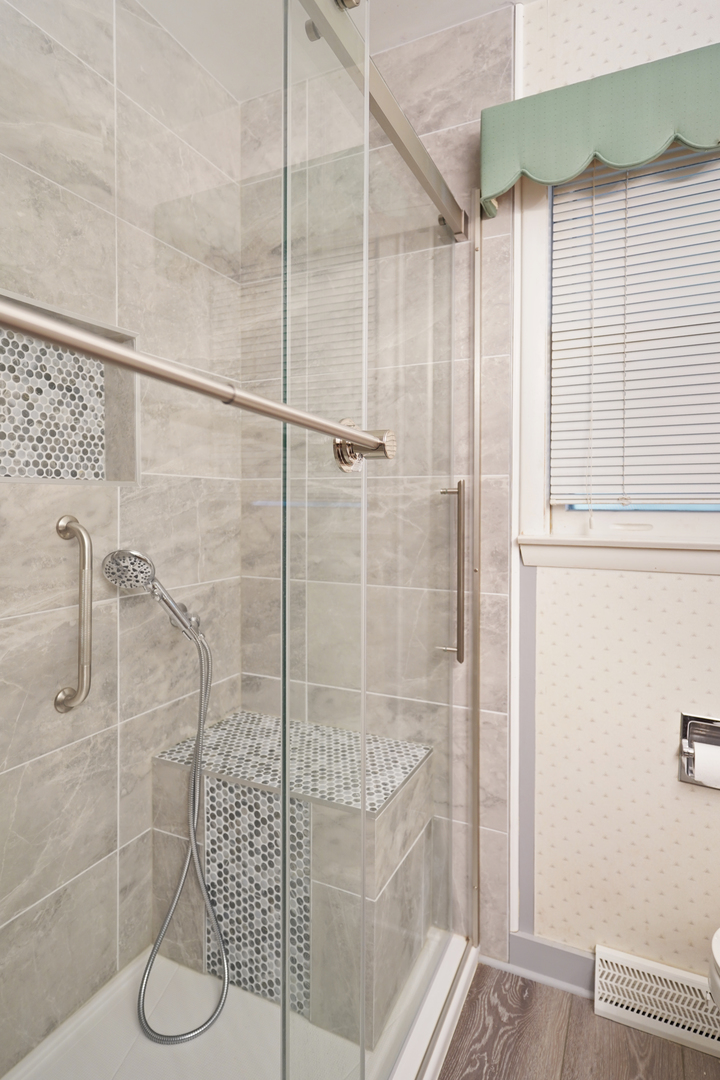 2526 Gabriel Avenue, Zion, IL 60099