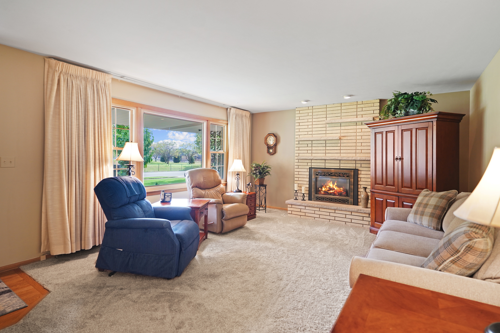 2526 Gabriel Avenue, Zion, IL 60099