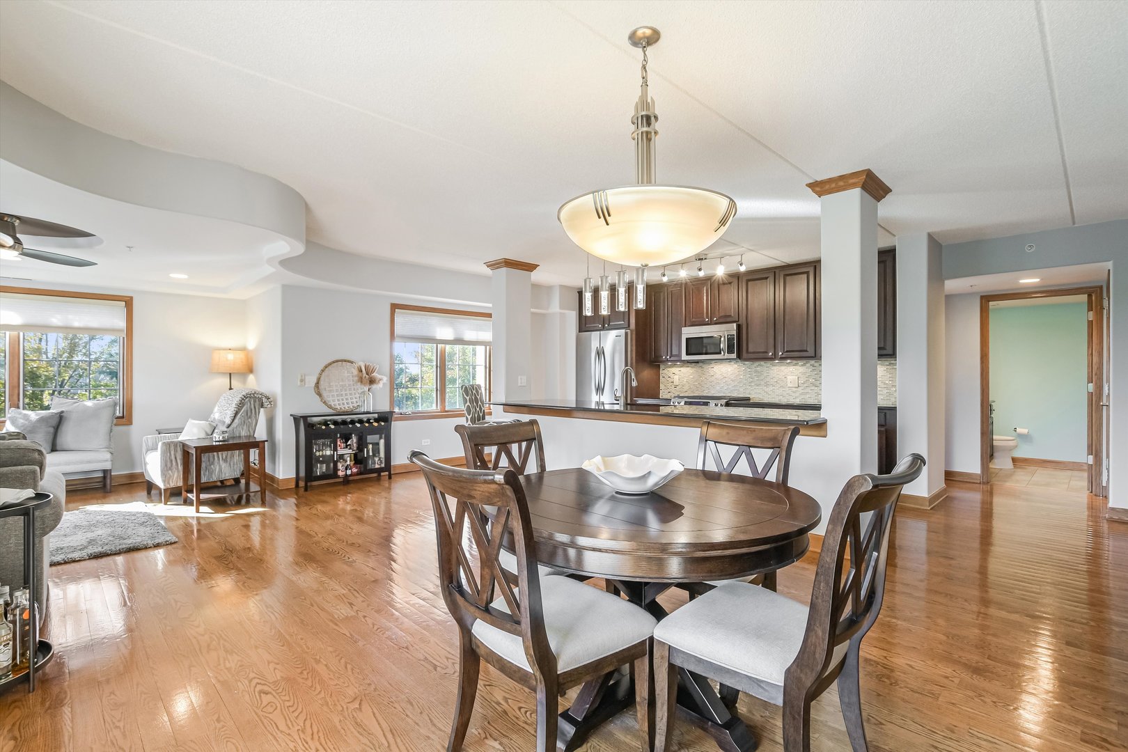 4811 N Olcott Avenue #307, Harwood Heights, IL 60706