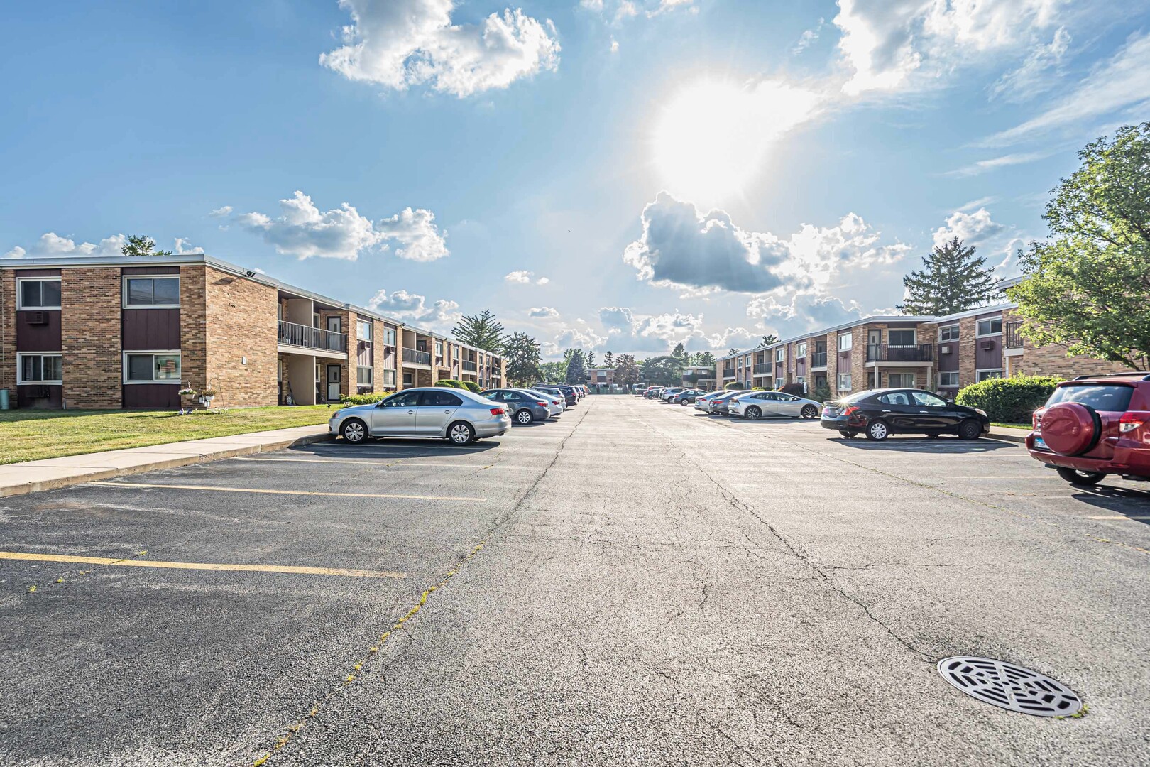 120A Collen Drive #105, Lombard, IL 60148