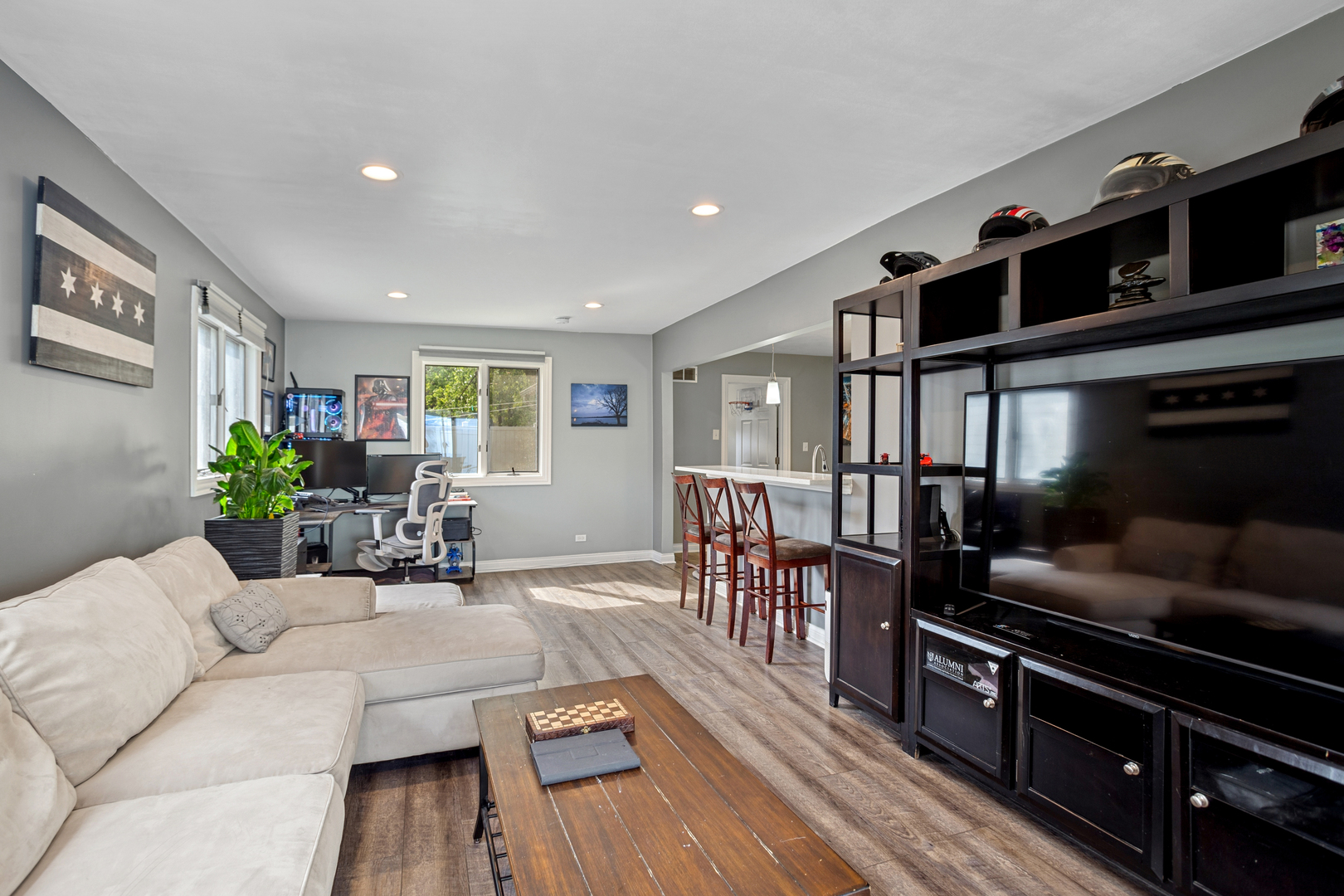 168 Bedford Road, Bolingbrook, IL 60440