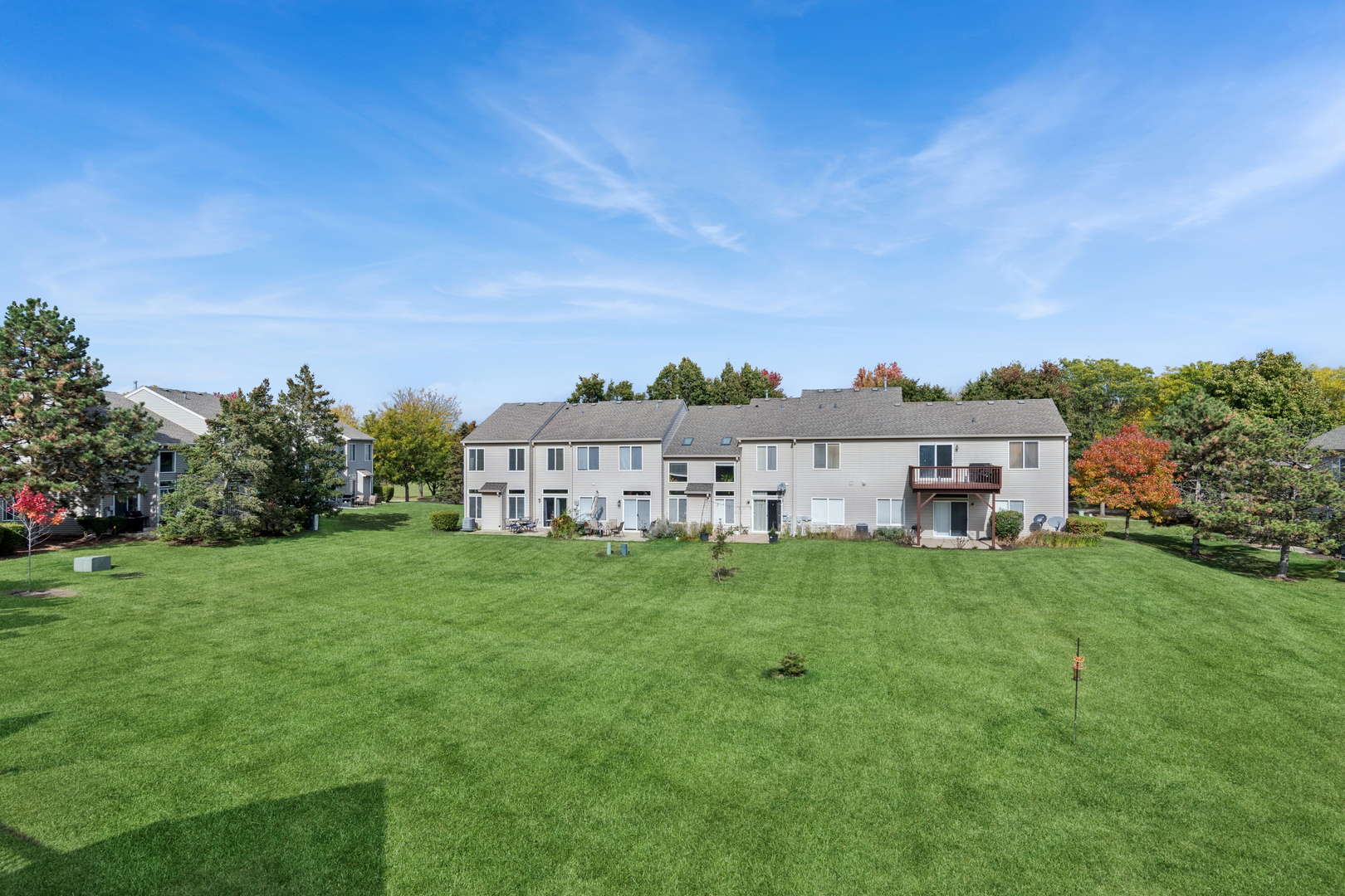 1896 Sedgewood Avenue, Aurora, IL 60503