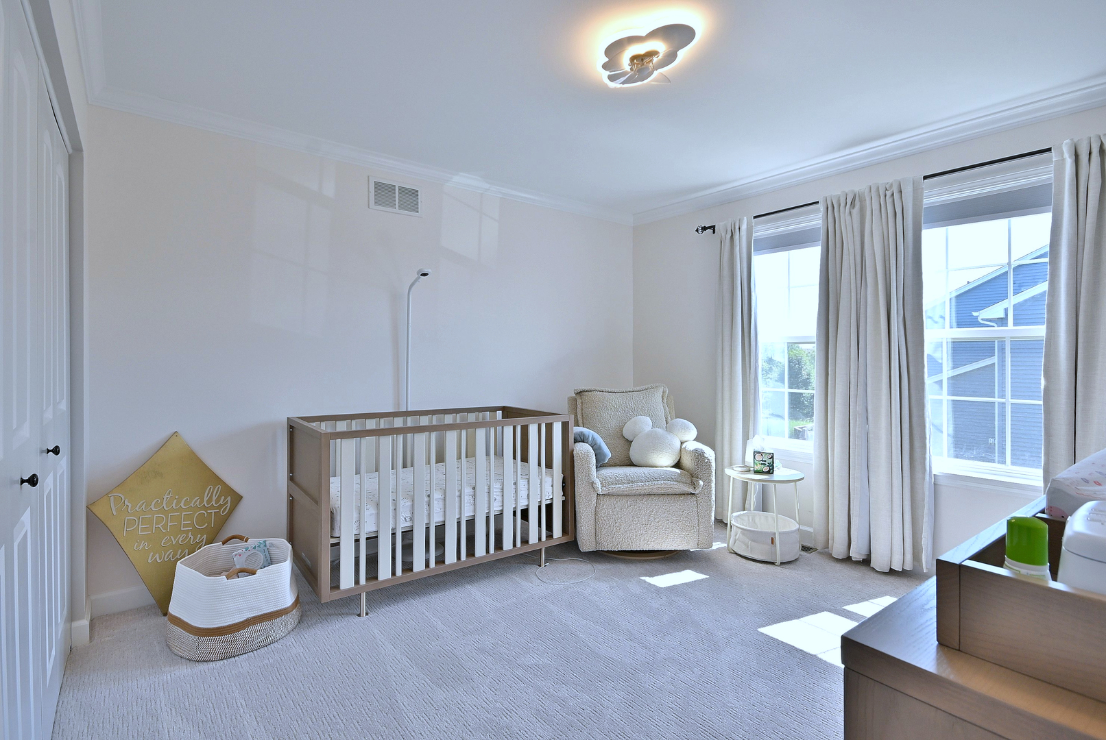 4911 Seeley Street, Oswego, IL 60543