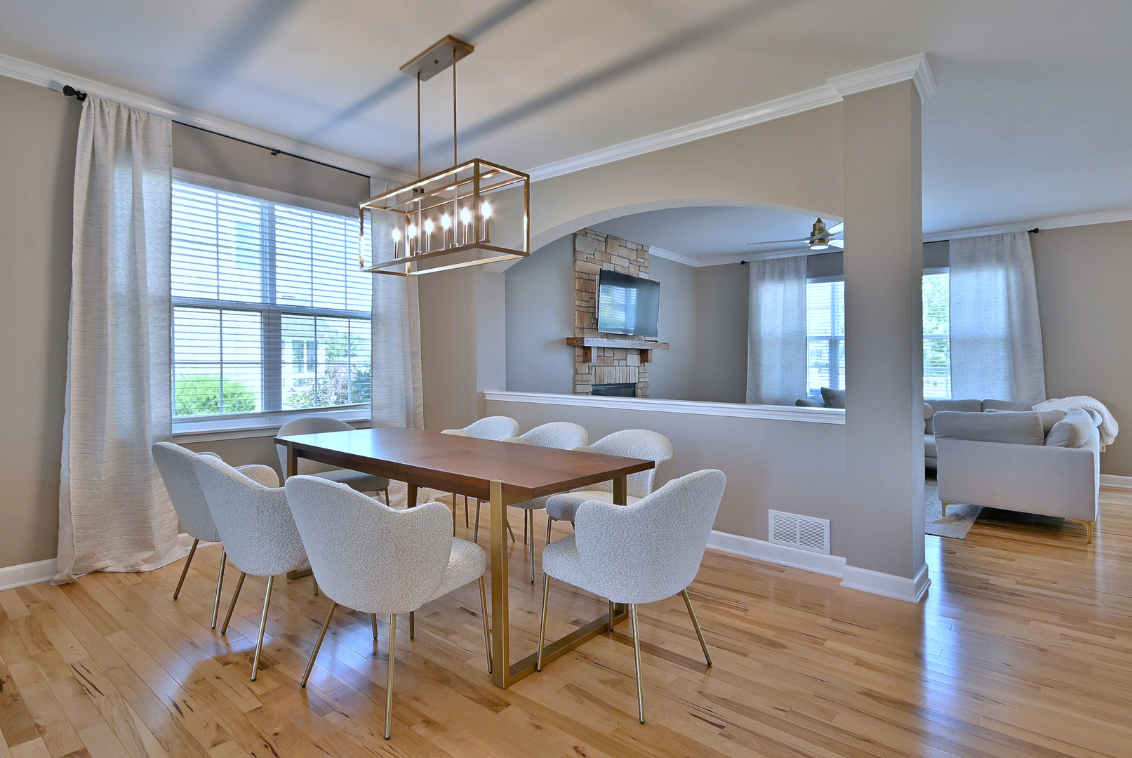 4911 Seeley Street, Oswego, IL 60543