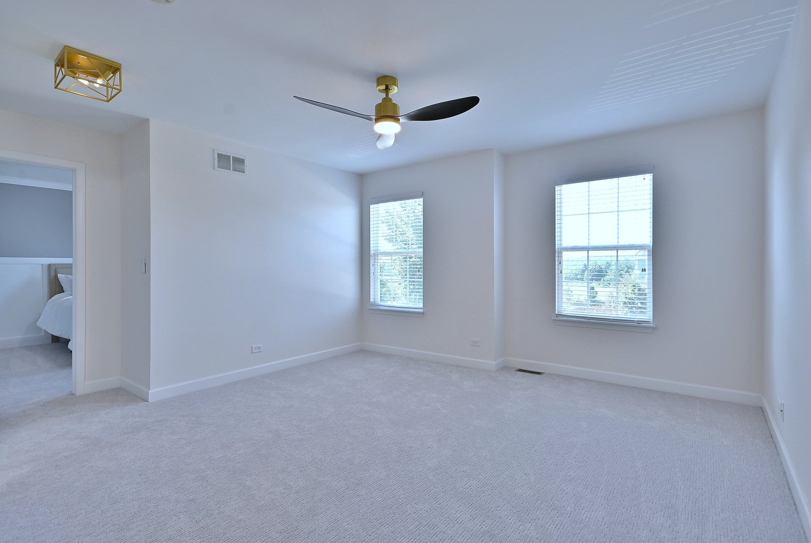 4911 Seeley Street, Oswego, IL 60543