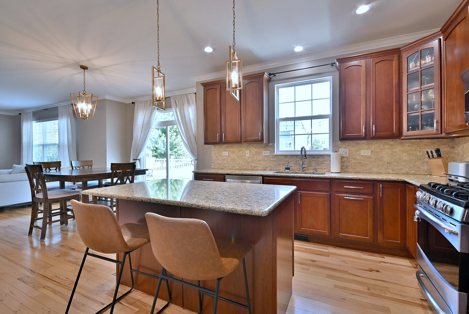 4911 Seeley Street, Oswego, IL 60543