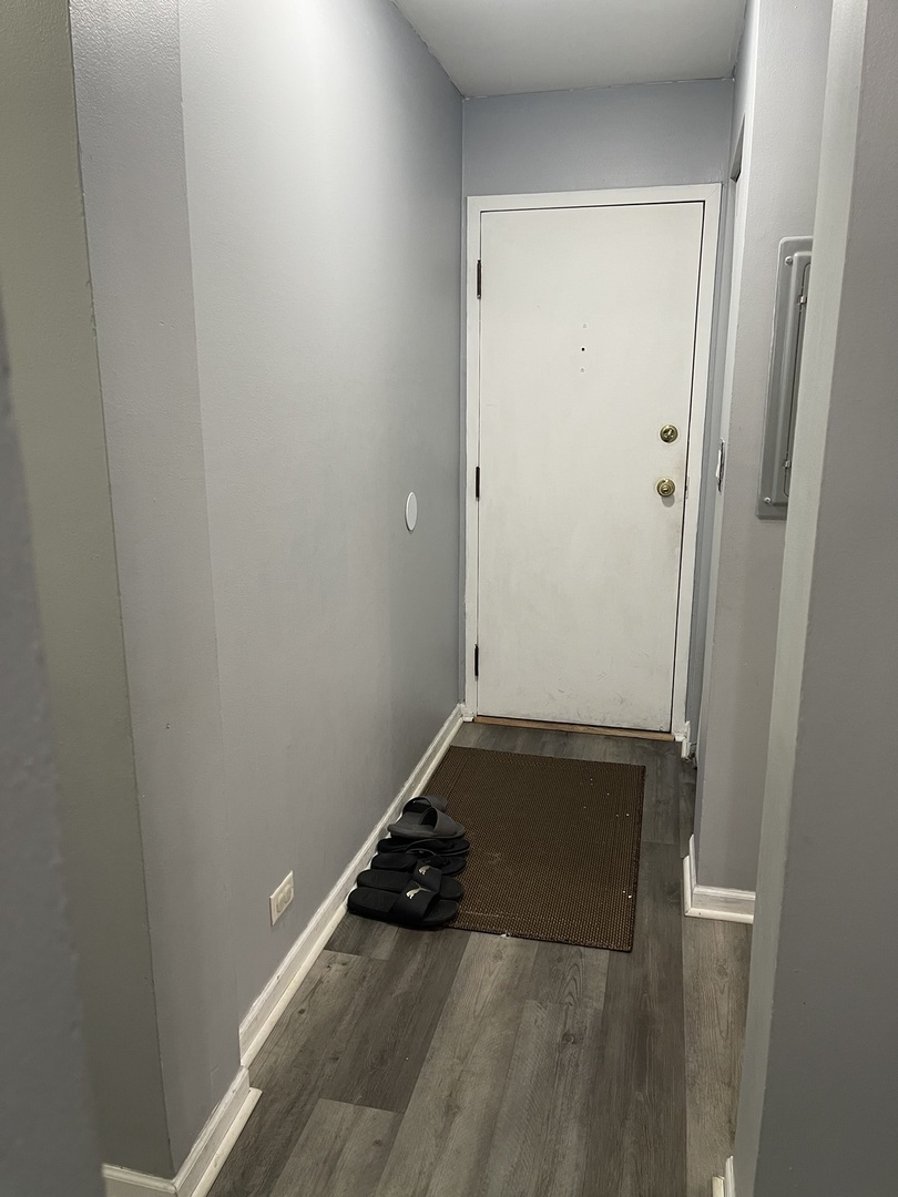 6400 N Ridge Boulevard #203, Chicago, IL 60626