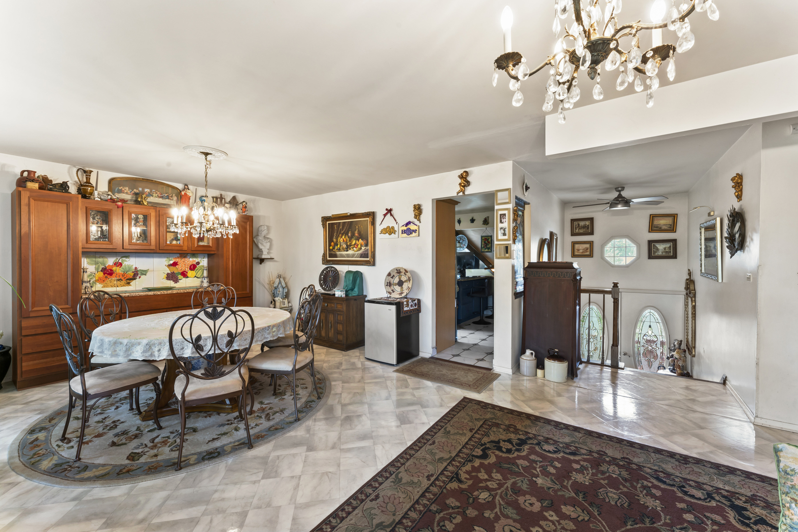 253 Sterling Lane, Bloomingdale, IL 60108