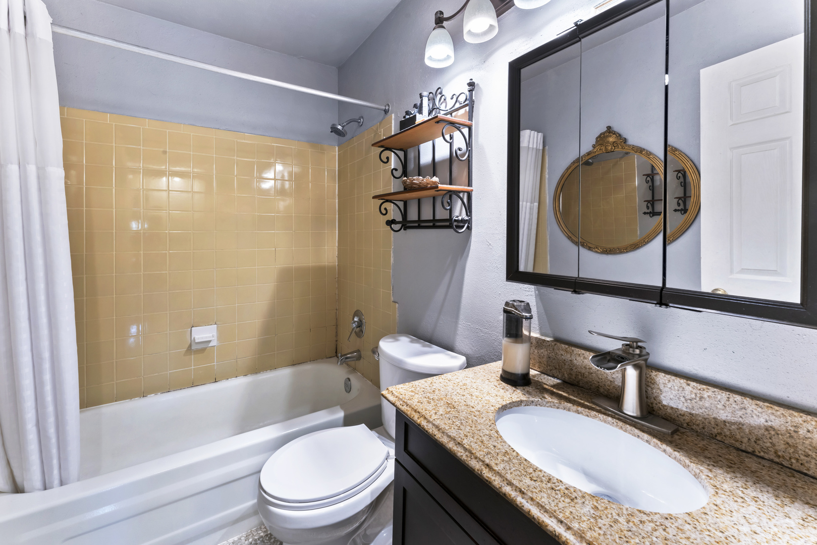 253 Sterling Lane, Bloomingdale, IL 60108