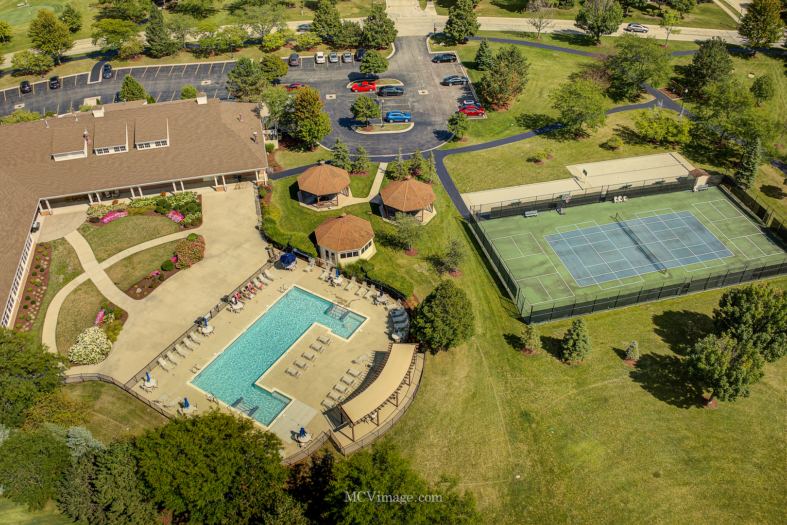 21525 Lake Saint Clair Drive, Crest Hill, IL 60403