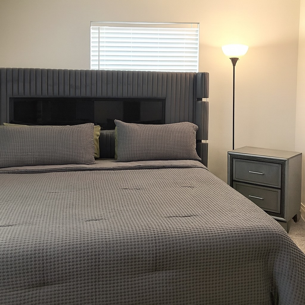 706 Keller Street, Plano, IL 60545