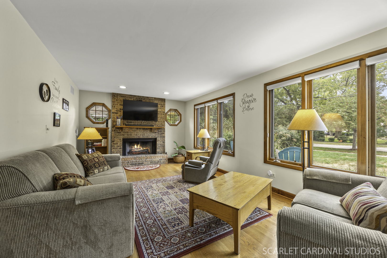 28W569 Warrenville Road, Warrenville, IL 60555