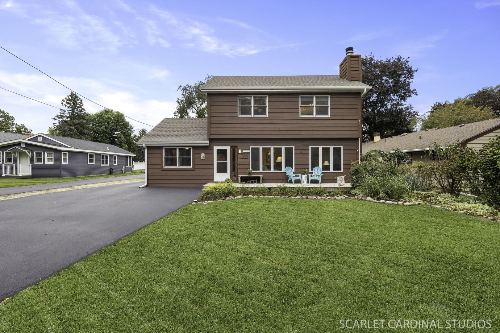 28W569 Warrenville Road, Warrenville, IL 60555