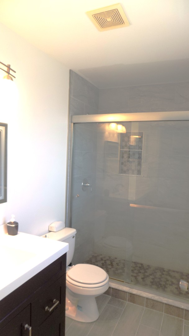 885 CHELSEA Court, Aurora, IL 60504