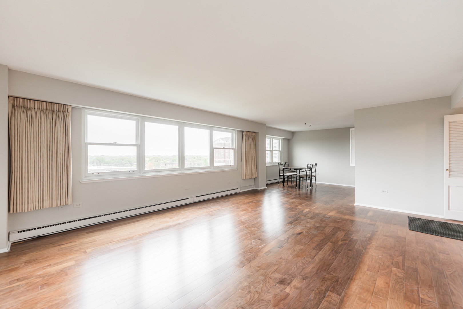 141 N La Grange Road #601, La Grange, IL 60525