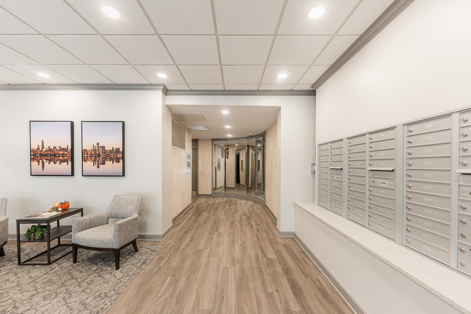 141 N La Grange Road #601, La Grange, IL 60525