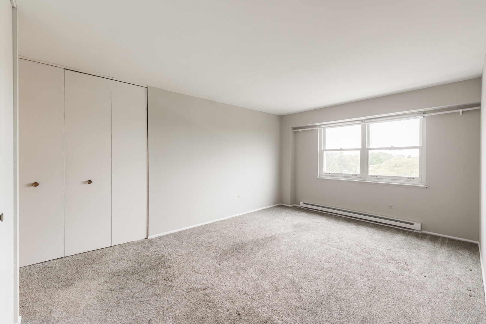 141 N La Grange Road #601, La Grange, IL 60525