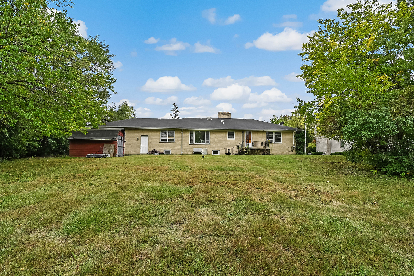 219 79th Street, Burr Ridge, IL 60527