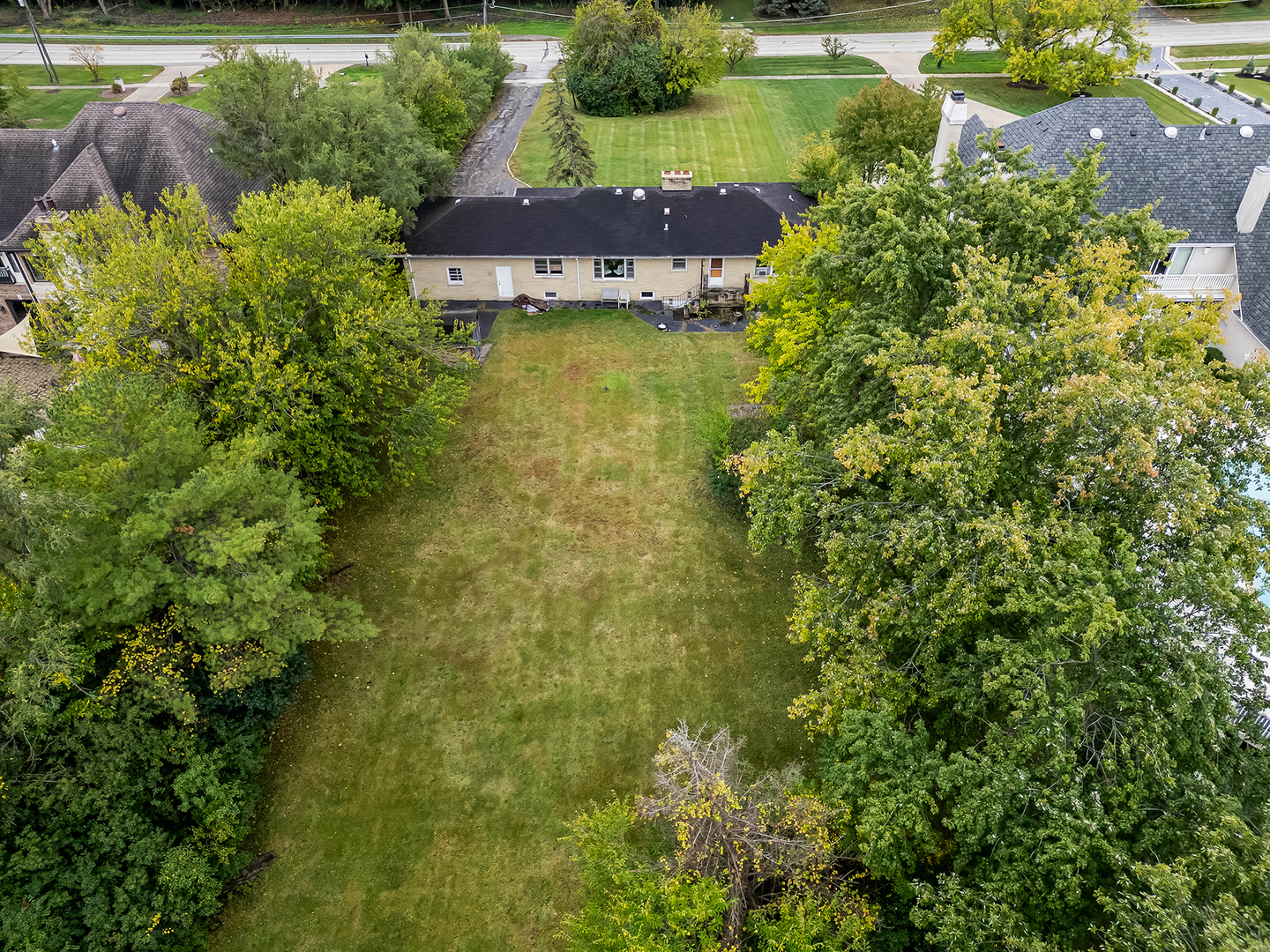 219 79th Street, Burr Ridge, IL 60527
