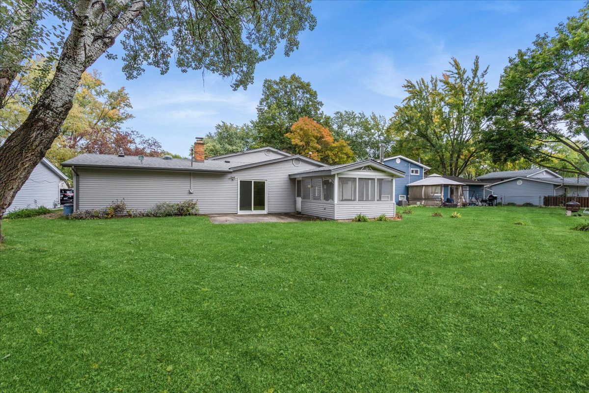 7138 Edgebrook Lane, Hanover Park, IL 60133