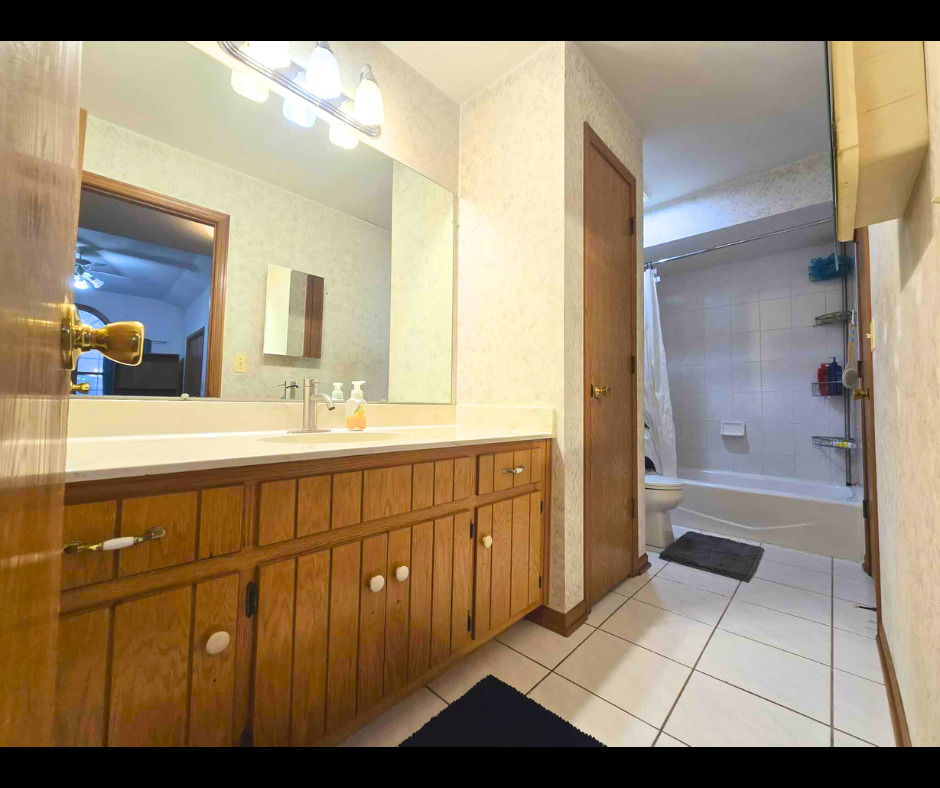 4336 W Emerald Way Street, Alsip, IL 60803