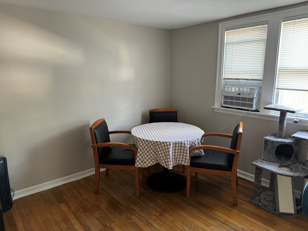 3218 Oak Avenue #3, Brookfield, IL 60513