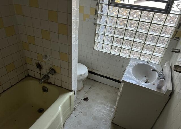 16969 Orchard Ridge Avenue, Hazel Crest, IL 60429