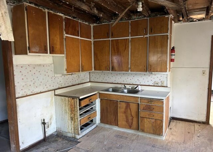 16969 Orchard Ridge Avenue, Hazel Crest, IL 60429