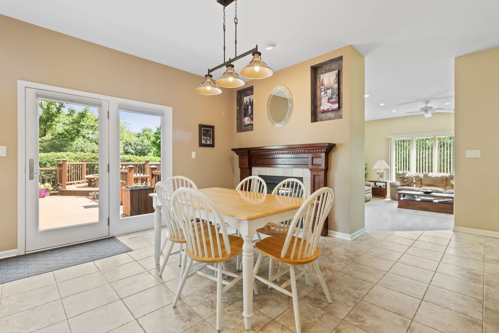 24412 W Park River Lane, Shorewood, IL 60404